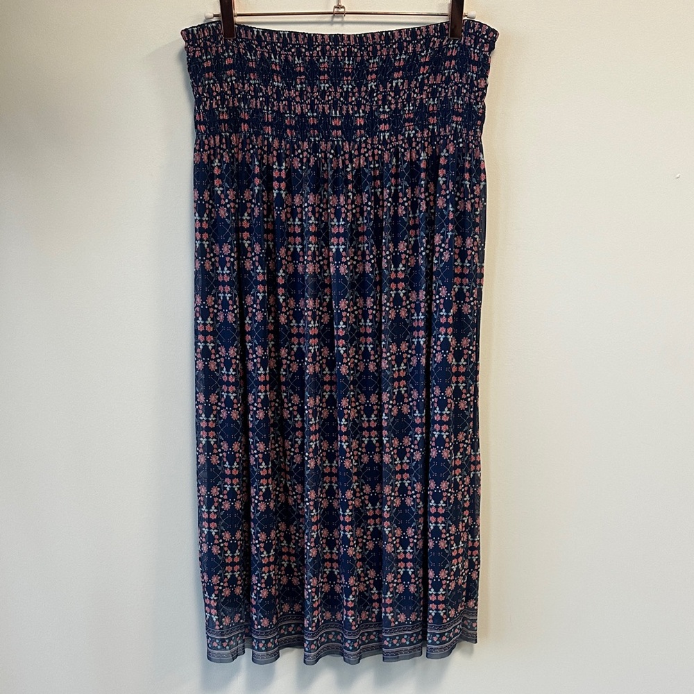 Max Studio Sz Large Navy and Coral A-Line Skirt • NWT!